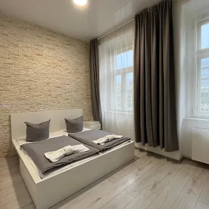 P.a.e.r. Apartamento