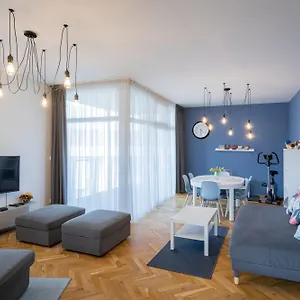 Veleslavin Apartamento