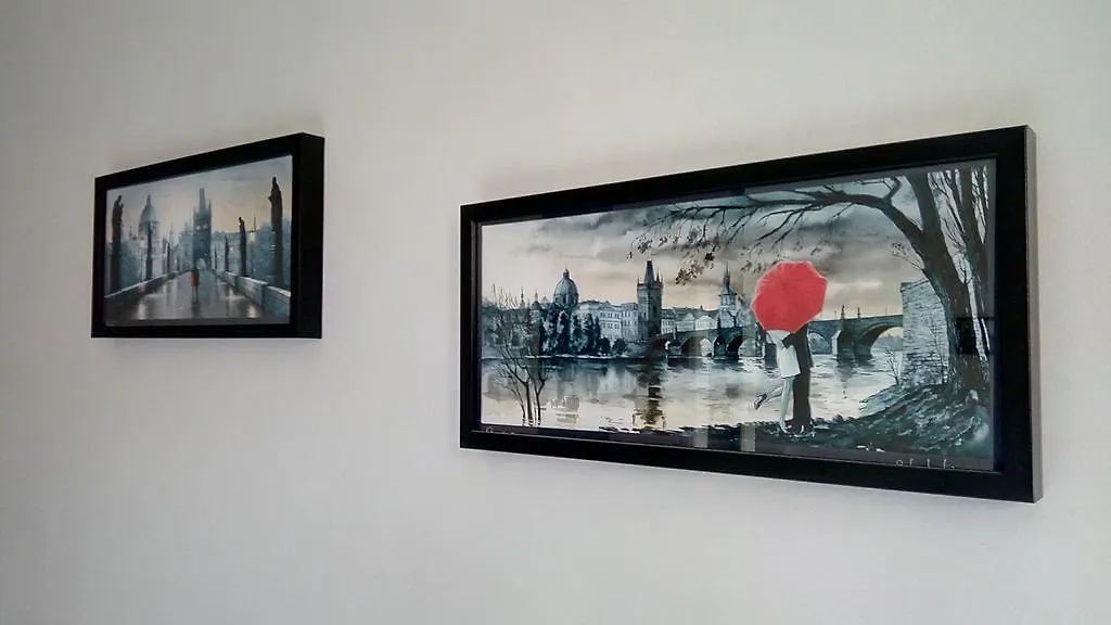 Go Native Prague Apartment